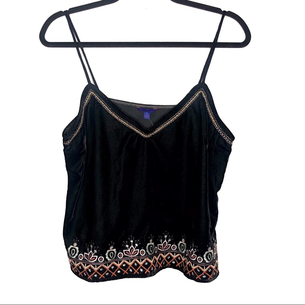 Aeropostale Black Velvet Embroidered Top Sz L
